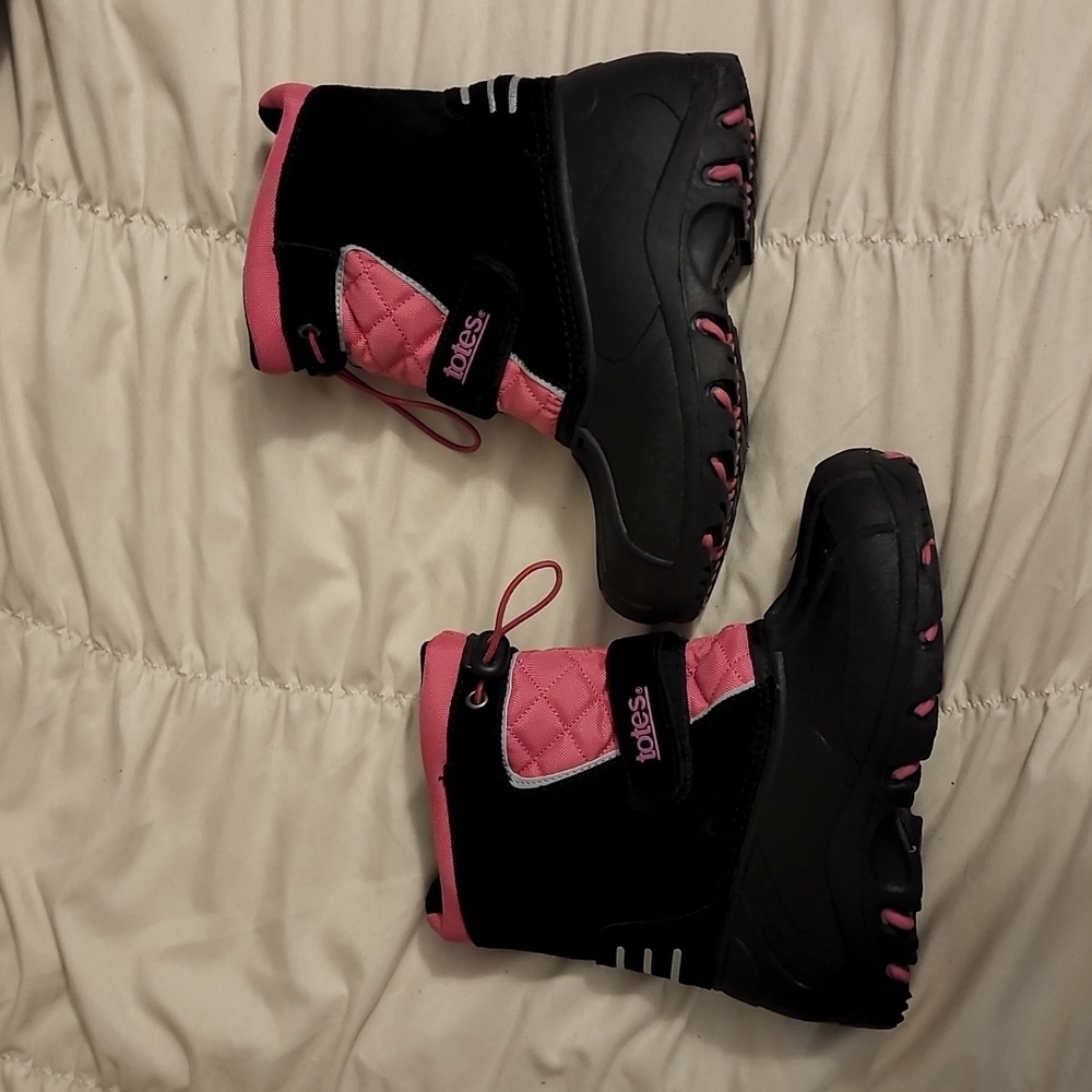 Pink and black water resistant, snow boots for girls size 1